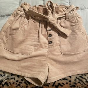 Tan Corduroy 🤍 stretchy shorts and comfortable!